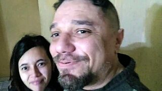 submissão total transformando a boca da dany rio em uma buceta