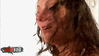 Видел эту худенькую француженку в горячем трехсоме?