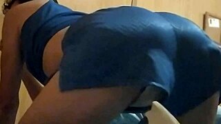 my mouth swallows huge 25cm toy eagerly