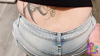 Hey, my hot stepmom London Rose got stuck in the washer machine