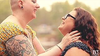 Check Out This Huge Pussy Lunch Spread