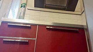 latina babe shakes her big brazilian ass 😍