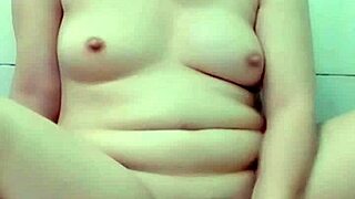 who knows this asian girl and her everyday life