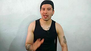 Wow, convinced my straight buddy to let me taste him!