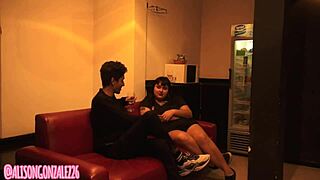 me dej� coger por mi jefe para que me aumente el sueldo alisongonzalez26