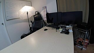 Gigi Breeze Undergoes Detailed Casting Interview with Sexy Sex Scenes