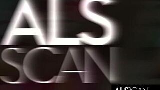 Hot Nympho Brunette Climaxes With Hitachi On Her Big Pussy Lips