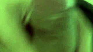 Pau duro grande melado no banheiro pra vc chupar bichinha