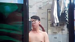 Việt nam gay top sucks monster cock bao phế 😈