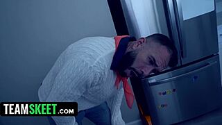 velma and fred fuck in creepy house