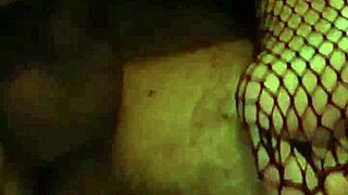 i love fucking her feet and cumming on them