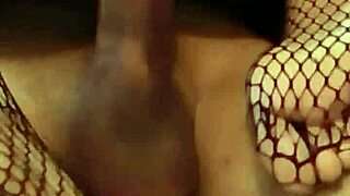 i love fucking her feet and cumming on them