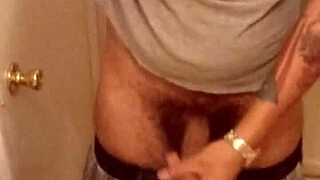 European solo masturbates big monster cock for spanish camera show