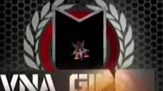 Vicky Vette ve Charlee Chase Lezbiyen Azgınlıkla Dalmaya Dalıyor