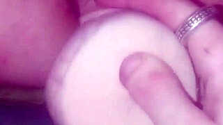 O Amını Parmaklarken Ben Onu Dev Dildo İle Dolduruyorum?