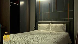 deep throat bareback fun 😏