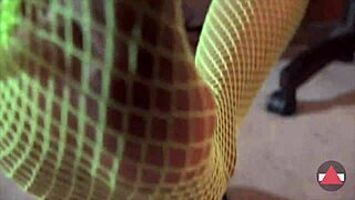 Worship My Green Fishnets Feet Now