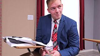 Erin Everheart Sexting In Class!