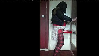 Part 1 of my old red and black masturbation machine in action.