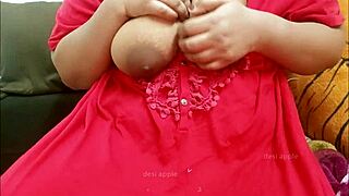 desi horny bhabi shows sexy boobs and tits