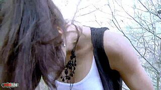 Latina teen squirts in outdoor oral session