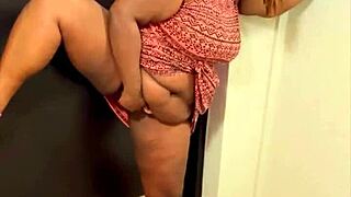 Nookiescookies enjoys outdoor relaxation leading to climax.