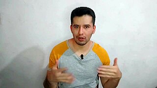 joven medico es penetrado por su jefe doctor maduro de 23cm verga en hospital!