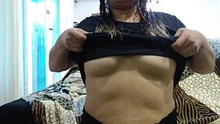 Video call with Paty Bumbum for 30 reais.