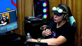 emy tattooed full of desire in podcast pupum shack