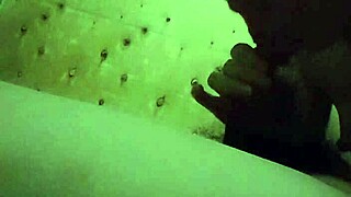 Em Gái Bé 15P Chưa Ra