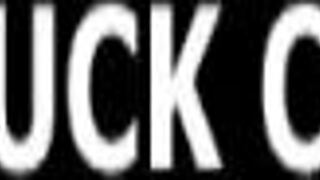 Ще се погрижа първото ти преживяване със шемейл да е чиста магия