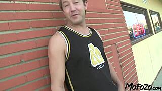 this is how i picked up that blonde milf