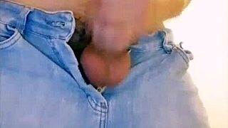 Big cock gay masturbates on webcam 😏