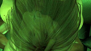 My step-mom the pornstar 😍