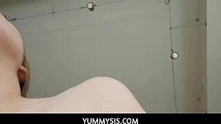 Desperate Teen 18+ Stepsis Chloe Cherry Pleads For Blowjob And Fucking!