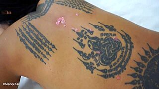 Asian girlfriend tied for wax play and cum 😈