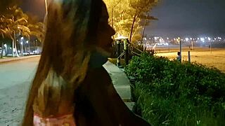 Beach gangbang turns into solo dogging session