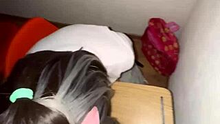 colegiala mexicana dando sentones en el salon estudiantes no se aguantaron las ganas chupando verga y sentones en la escuela colegiala mexicana en hd!!