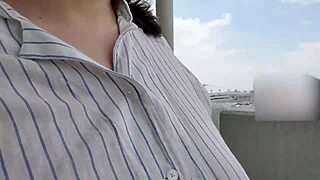 a married woman cums hard from outdoor masturbation excitement
