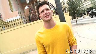 Is this dilettante homo sex turning you on?