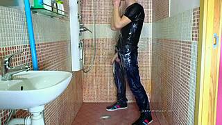 Gay Guy In Jeans Showers With Dick Fetish!