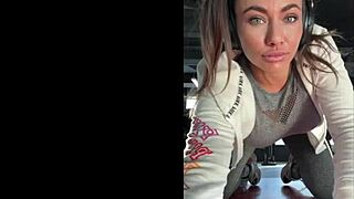 Ini musim untuk pancut atas tetek saya