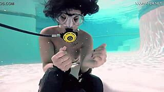 Brita Piskova Masturbates Underwater In The Swimming Pool