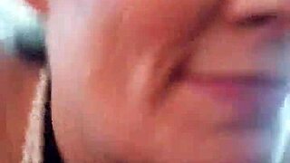 Saje Samantha ptáka jako kurva?