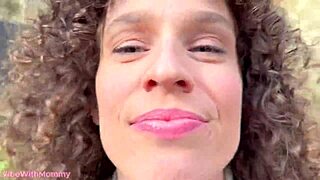 Stepmom surprise on vacation? 😊