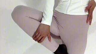 Siganjue-小少妇情趣睡衣开档黑丝袜疯狂自慰，没男人的滋味是真难受