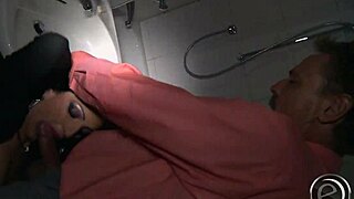 alisha sweet strippt für dich und lässt sich ersatzweise ficken