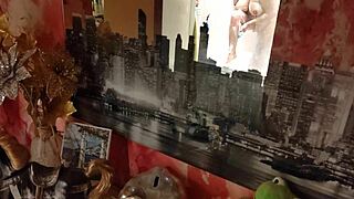 hey, check out my girlfriend