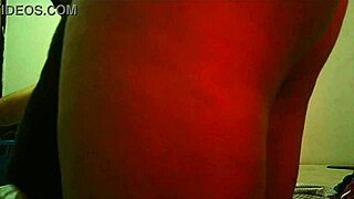 Gordibuena Colombiana Folla Duro: Blowjob and Handjob on Monster Cock for Cumshot