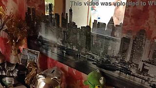 hey, check out my girlfriend